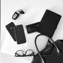 Load image into Gallery viewer, Graphene 5K HyperCharger with FREE TRITON 3-in-1 CABLE (APPLE, USB-C, microUSB)